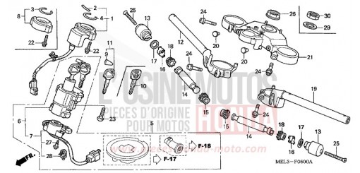 TUYAU DE GUIDON/PONT SUPERIEUR CBR1000RR5 de 2005